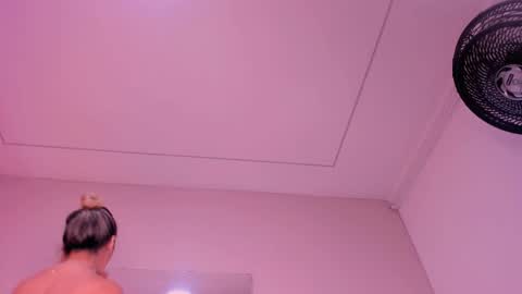 Violeta  online show from 4, 12, 2025