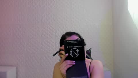 Snapshot of violeta_diazz chatting on 28, 4, 2026 online show from 28, 4, 2026