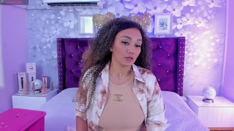 violeta_medina online show from 25, 1, 2025