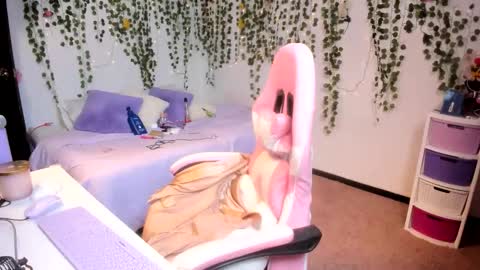 Violeta online show from 24, 10, 2025