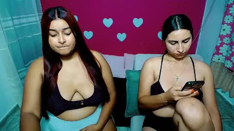 Snapshot of violeta_rouses chatting on 9, 6, 2026 violeta_rouses online show from 9, 6, 2026