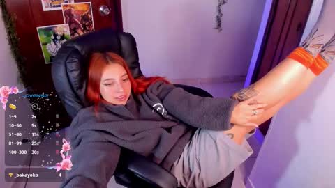 Violeta  Help me reach 150 thumbs up    online show from 21, 11, 2025