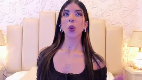 Violeta online show from 5, 8, 2026