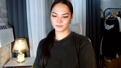 violet online show from 28, 9, 2025