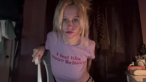 violet online show from 26, 11, 2025