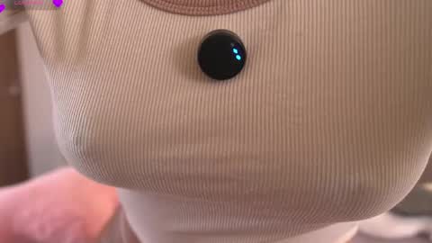 Snapshot of violeth___ chatting on 19, 3, 2026 violeth___ online show from 19, 3, 2026