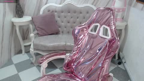 violeth_b online show from 9, 12, 2024