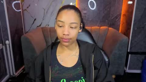 violeth_b online show from 11, 11, 2025