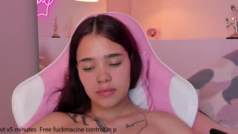 Violeth Hill online show from 15, 1, 2025