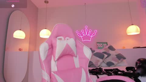 Violeth Hill online show from 24, 1, 2025