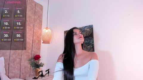 Snapshot of violethilton chatting on 7, 2, 2025 violeth online show from 7, 2, 2025