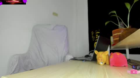 violetparkker online show from 20, 4, 2026