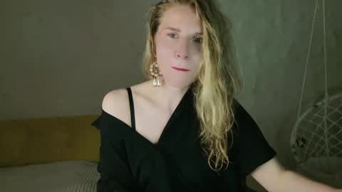 Snapshot of violetplath chatting on 7, 6, 2026 Violet next stream December 6 online show from 7, 6, 2026