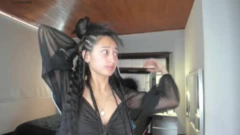 violetskinny online show from 3, 10, 2025