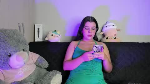 Snapshot of violett2006 chatting on 24, 2, 2026 violeta online show from 24, 2, 2026