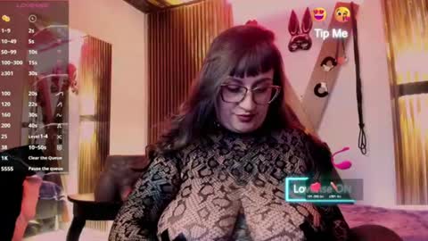 Snapshot of violett_8 chatting on 19, 6, 2026 violett_8 online show from 19, 6, 2026