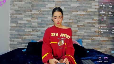 ViolettGolden online show from 7, 10, 2025