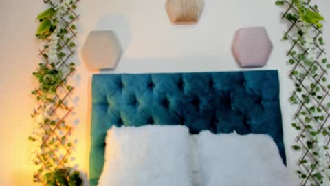 violett  rousee online show from 21, 10, 2025