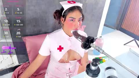 Snapshot of violett_collins_ chatting on 1, 11, 2025 Violett online show from 1, 11, 2025