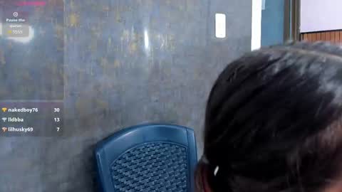 Snapshot of violett_collins_ chatting on 17, 11, 2025 Violett online show from 17, 11, 2025