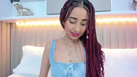 Violett  online show from 13, 10, 2025