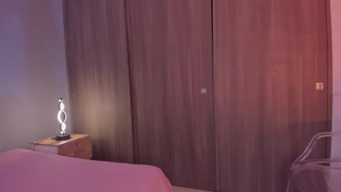 violetta independent model online show from 17, 12, 2024