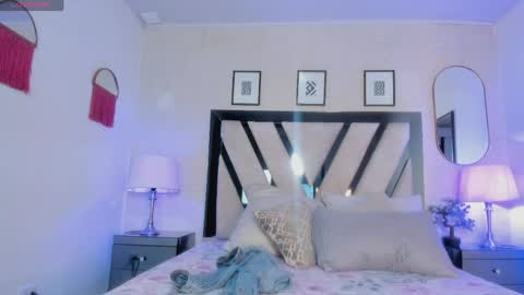 Snapshot of violettaa_stone chatting on 31, 3, 2026 Violettaa online show from 31, 3, 2026