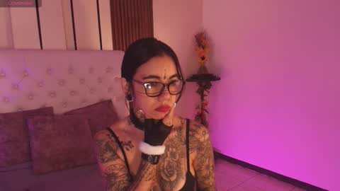 violettaalemida online show from 14, 1, 2026