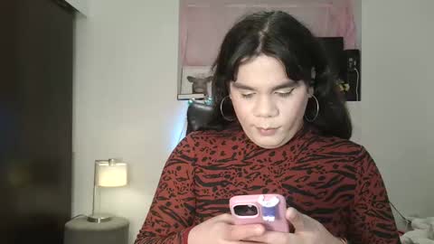 Snapshot of violettacam69 chatting on 22, 1, 2025 violettacam69 online show from 22, 1, 2025