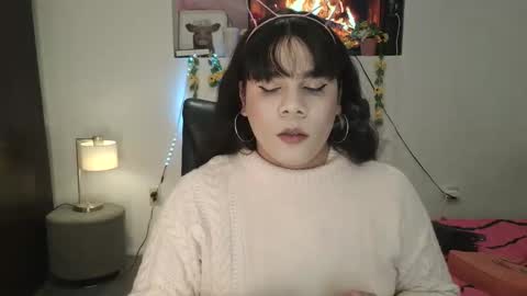 Snapshot of violettacam69 chatting on 23, 1, 2025 violettacam69 online show from 23, 1, 2025