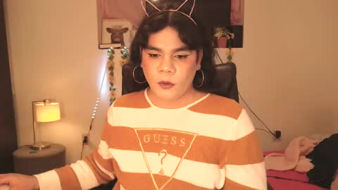 Snapshot of violettacam69 chatting on 1, 2, 2025 violettacam69 online show from 1, 2, 2025
