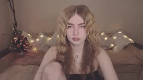 ViolettaOtis online show from 21, 12, 2025