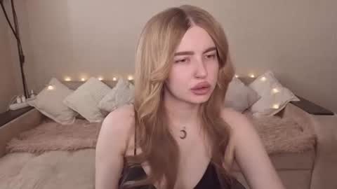 ViolettaOtis online show from 2, 7, 2026