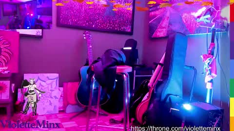 Snapshot of violetteminx chatting on 28, 11, 2025 Violette online show from 28, 11, 2025