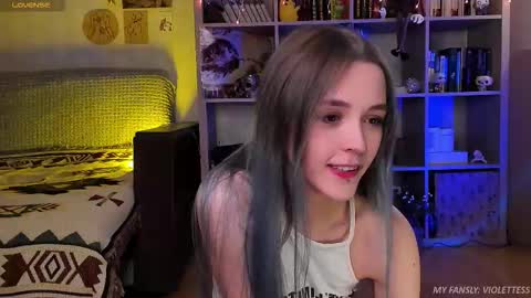 Snapshot of violettesss chatting on 6, 1, 2026 Vi Best on my Fansly online show from 6, 1, 2026