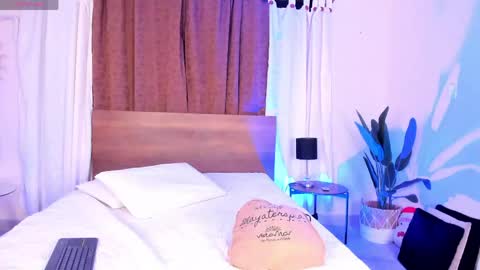 Violett online show from 19, 4, 2026