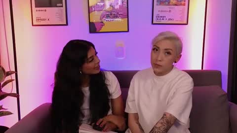 Snapshot of violettgrey_ chatting on 24, 2, 2026 Violet online show from 24, 2, 2026