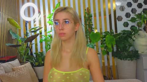 Violetta online show from 20, 10, 2025