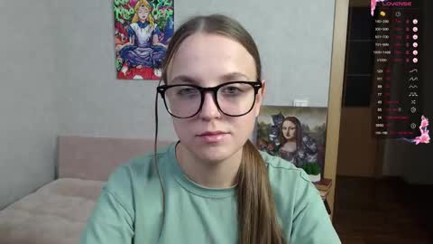 Snapshot of violetwin chatting on 26, 9, 2025 Violet online show from 26, 9, 2025