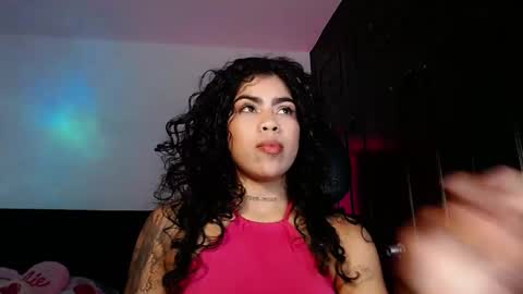 Snapshot of violetwitch05 chatting on 13, 9, 2025 Violet online show from 13, 9, 2025