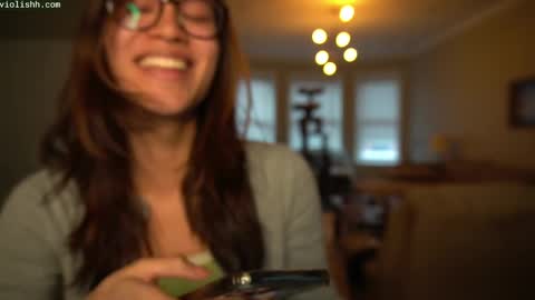 follow me on twitter violishh and ig violishh  online show from 19, 2, 2025