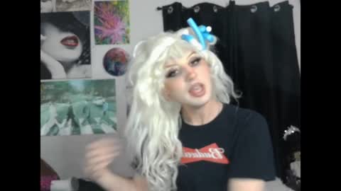 Snapshot of viperthedoll chatting on 4, 6, 2026 Viper online show from 4, 6, 2026