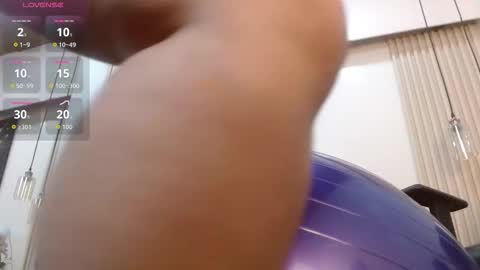 Sofia online show from 5, 11, 2025