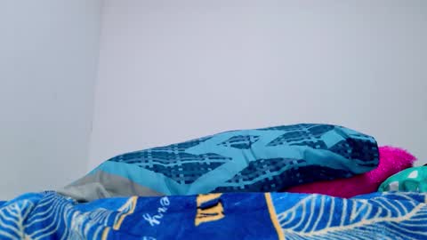 your virtual girlfriend online show from 5, 1, 2026