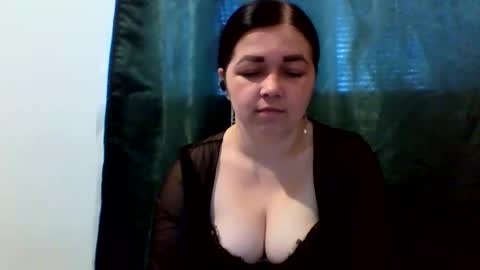 Snapshot of vitalina282128 chatting on 17, 5, 2026 Vitalina282128 online show from 17, 5, 2026