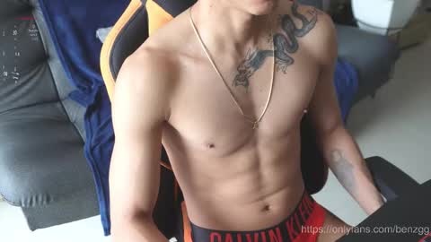 VITO BENZ online show from 5, 12, 2025