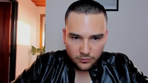 Vito Ferrer online show from 15, 1, 2025