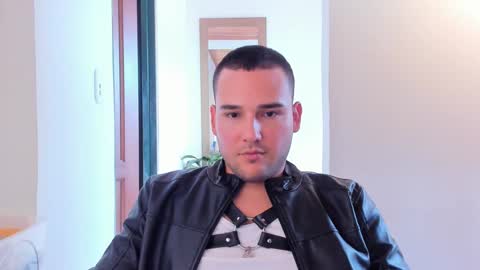 Vito Ferrer online show from 6, 2, 2025