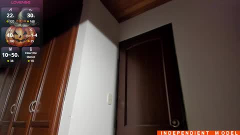 Vito Ferrer online show from 30, 10, 2025