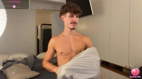 vitoraugustoxxx online show from 24, 2, 2026